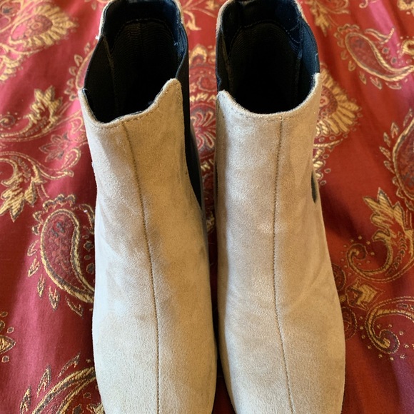 Soda Booties ARBOR-S in New Sand Wmn 7 LIKE NEW - Picture 9 of 13